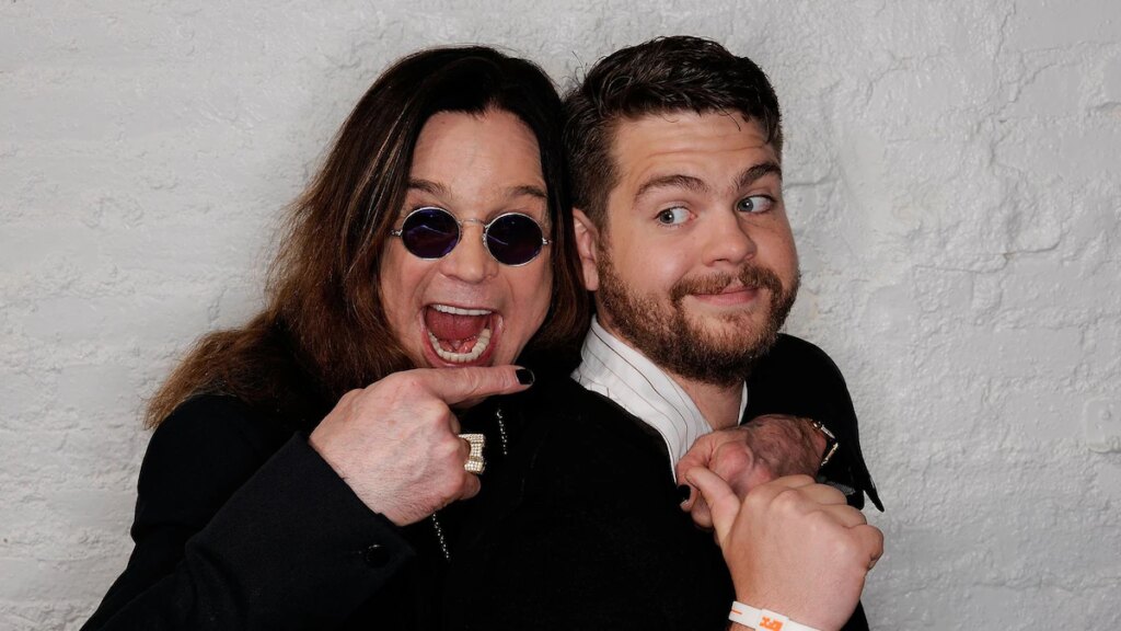 Jack Osbourne da la bienvenida al bebé número 5 y honra al difunto padre Ozzy con un sentido homenaje a su nombre