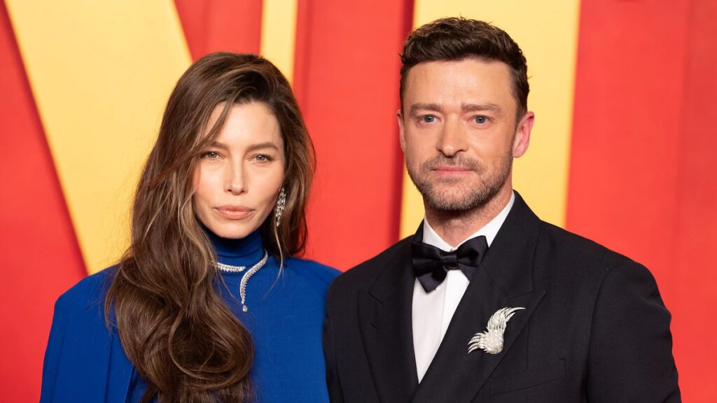 Jessica Biel apoya a Justin Timberlake después de la publicación de imágenes de DWI, pero la tensión persiste