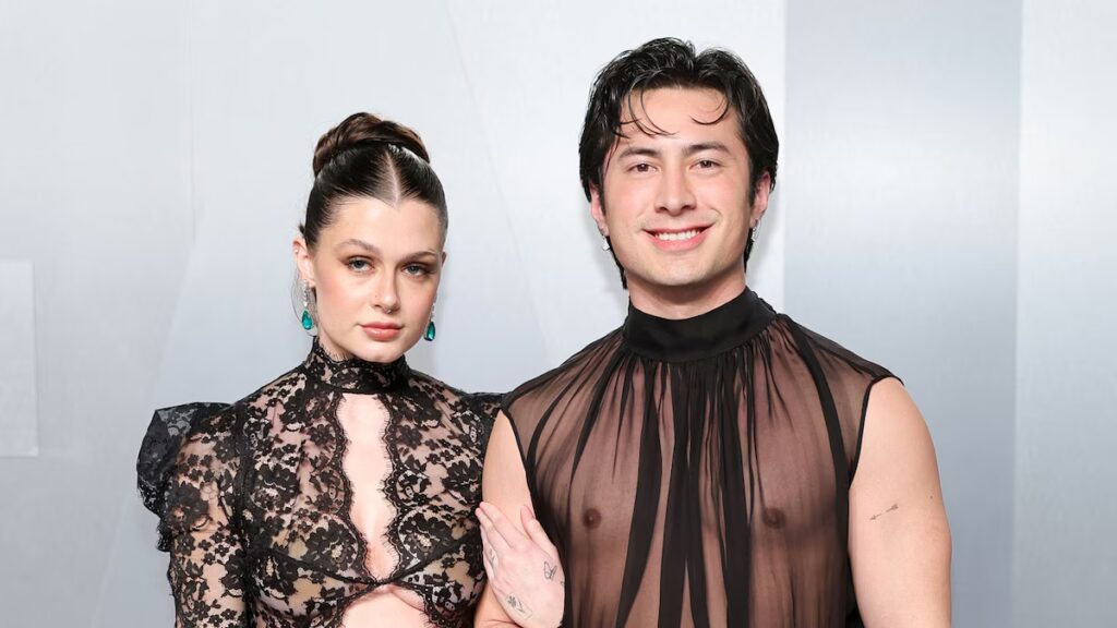 Conoce a la novia de Hudson Williams, la tatuadora que llevó a una fiesta posterior a los Oscar