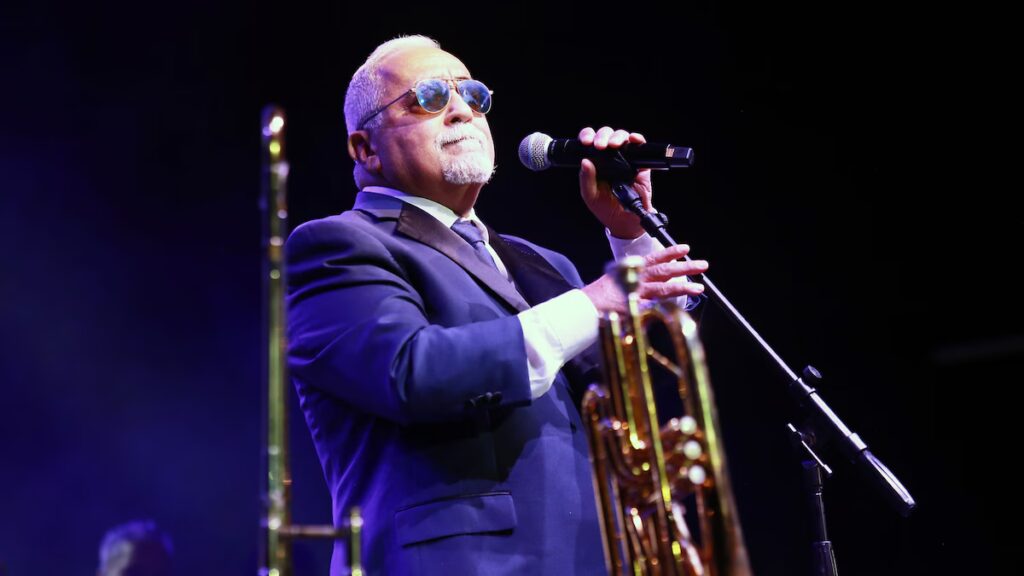 Familiares, amigos y fans se despiden de la leyenda de la salsa