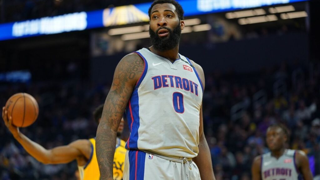 Andre Drummond de 76ers es multado con 25 millones de dólares por gesto de disparo