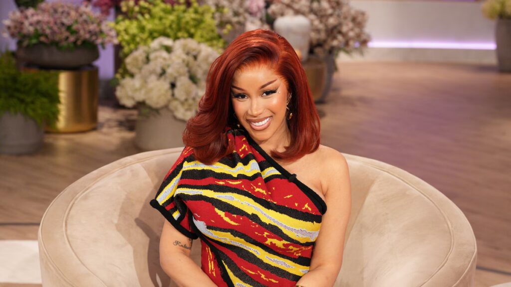 El drama de Cardi B se intensifica cuando la madre de Stefon Diggs parece elegir un bando