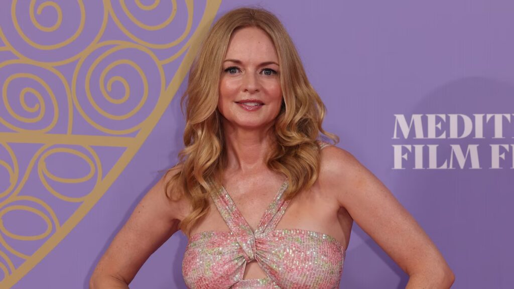 Heather Graham brilla en bikini en una ardiente escapada a Tulum con su novio Michele Civetta