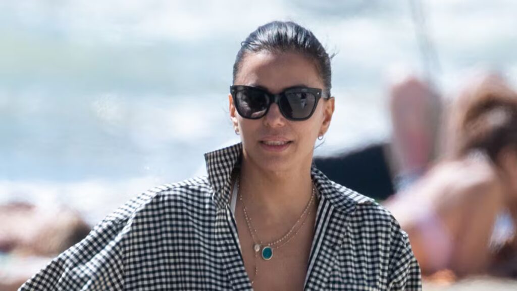 El elegante estilo playero de Eva Longoria es la máxima inspiración para la moda de verano