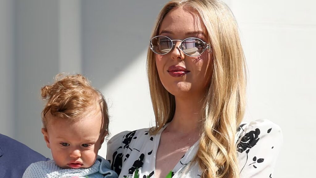 Tiffany Trump y el bebé Alexander gemelo con un elegante estilo primaveral en la Casa Blanca Easter Egg Roll 2026