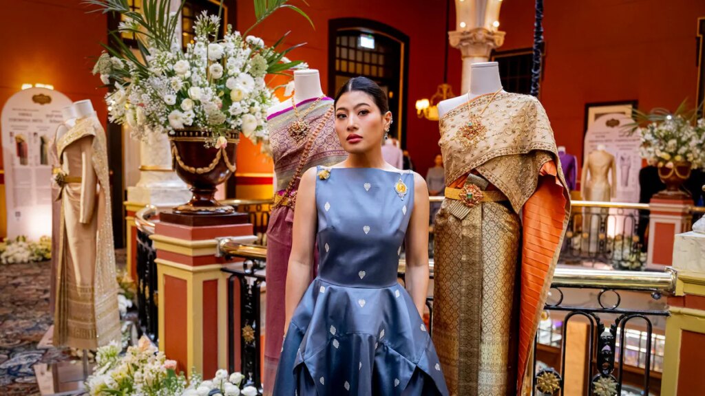 La princesa tailandesa Sirivannavari cautiva a Europa con moda real