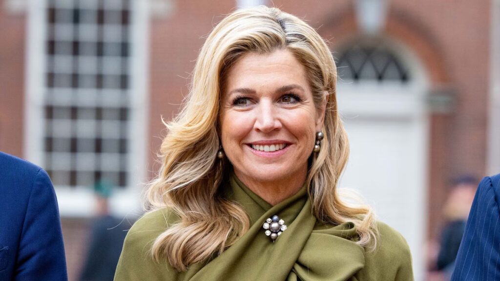 La reina Máxima brilla en EE.UU. con vestido drapeado y broche de perlas centenario
