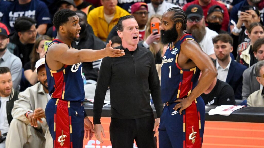 Cavaliers encaminan la serie al vencer en el Juego 2 a Raptors