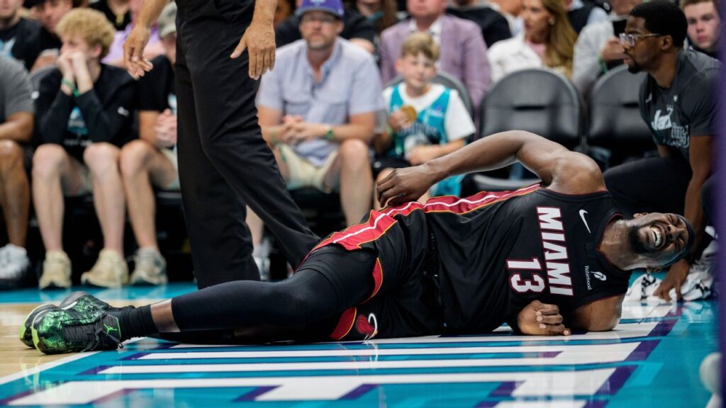 Fuentes: La NBA investiga el tropiezo de Ball a Adebayo en el Heat-Hornets