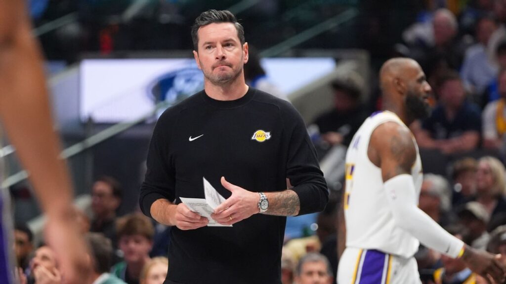 Mavericks refutan a JJ Redick sobre diagnóstico de Austin Reaves