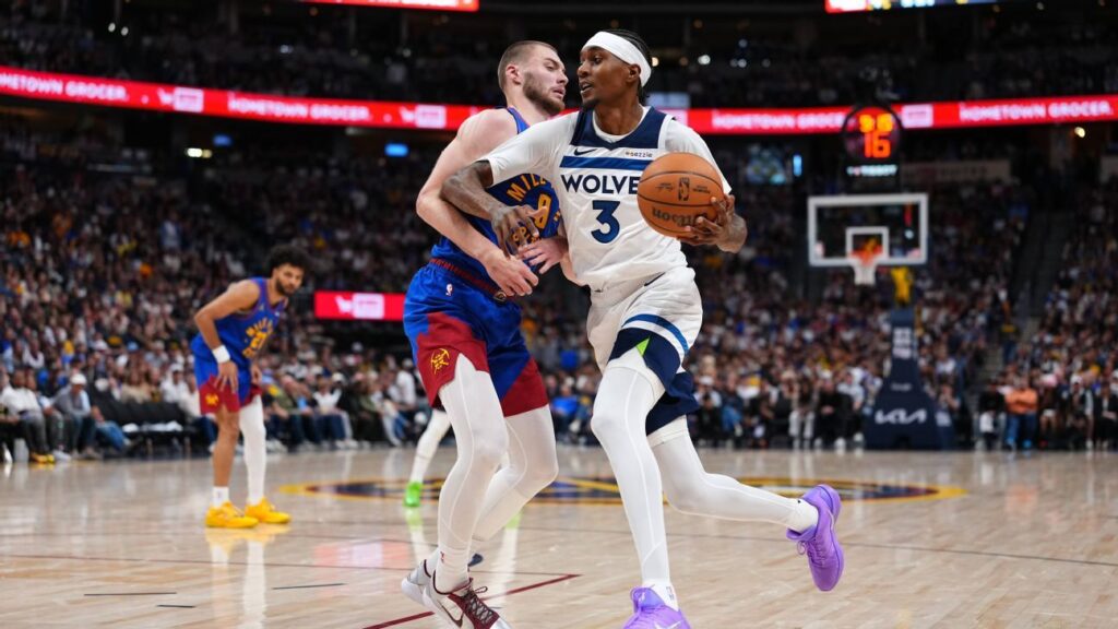 Nuggets no caen en la provocación de McDaniels (Wolves) sobre su defensa