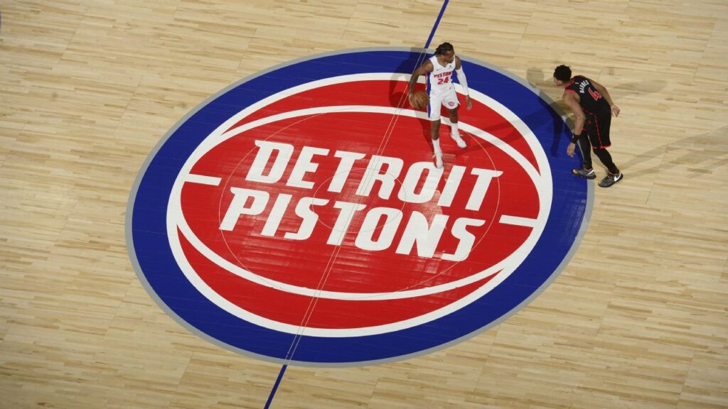 Pistons aseguran su primer título de división en 18 años