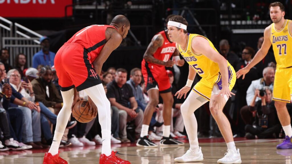 Reaves (Lakers) y Durant (Rockets), en duda para el tercer partido