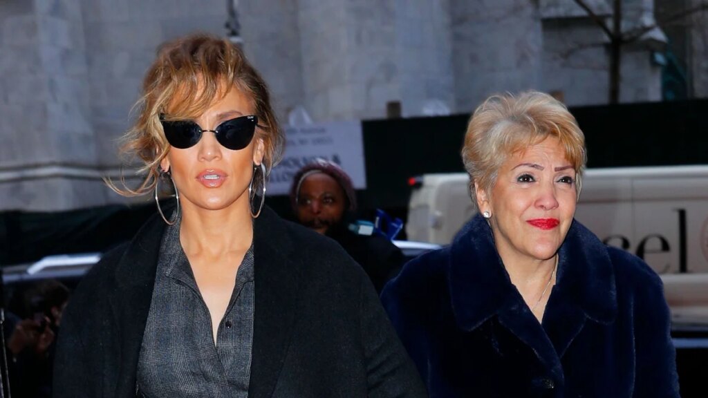 Jennifer Lopez comparte el pastel de chocolate que ella y su mamá disfrutan en el Día de la Madre