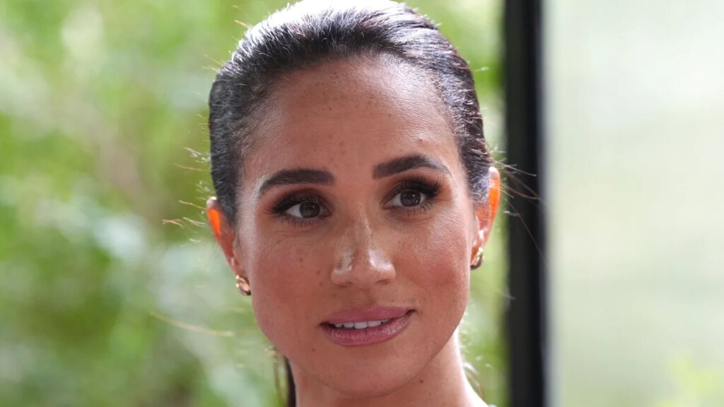 El homenaje al aniversario de Meghan Markle provoca la respuesta de Paula Abdul