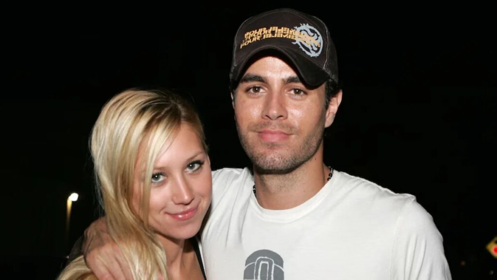 Dentro de la mansión de Enrique Iglesias en la dirección más exclusiva del mundo: muelle, piscina infinita y todo