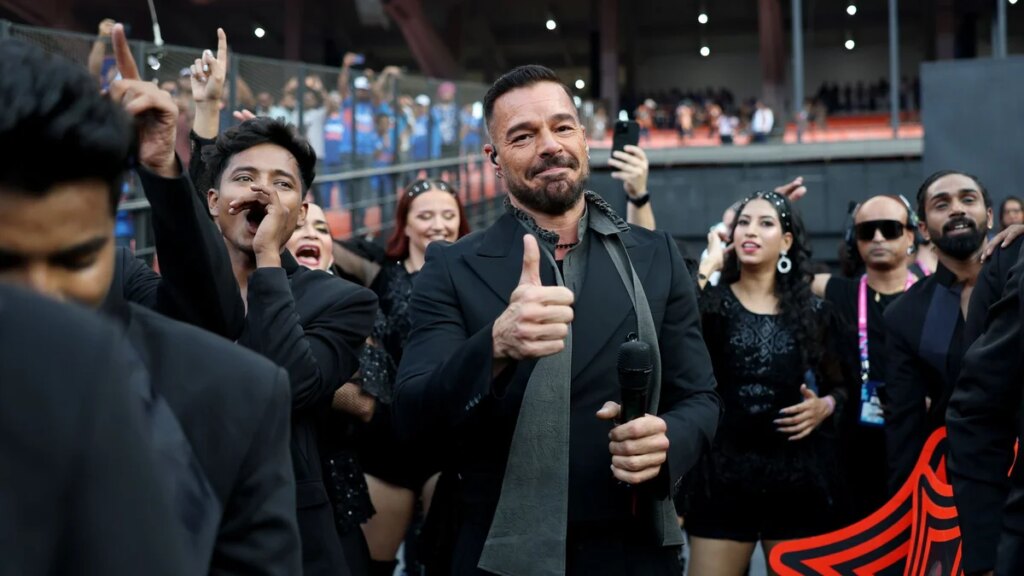 Ricky Martin promete regresar a Montenegro después del ataque con gases lacrimógenos