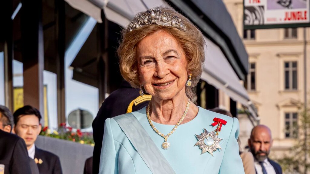 La joya más personal de la reina Sofía lleva oculto un homenaje a la princesa Irene