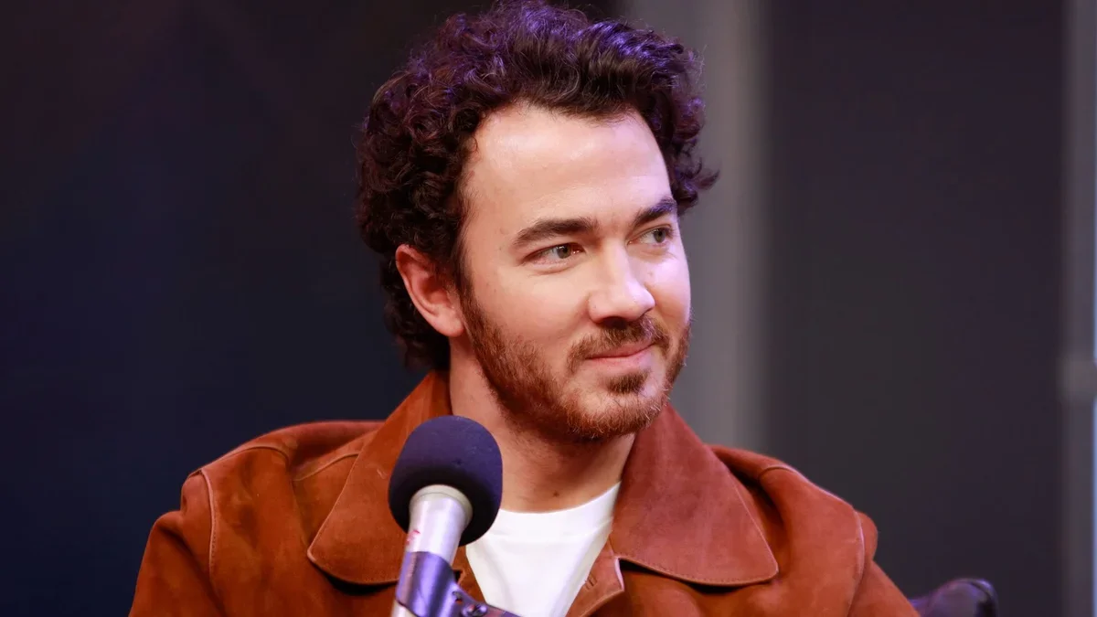 Kevin Jonas estrena un físico sorprendentemente definido durante una sesión de gimnasio
