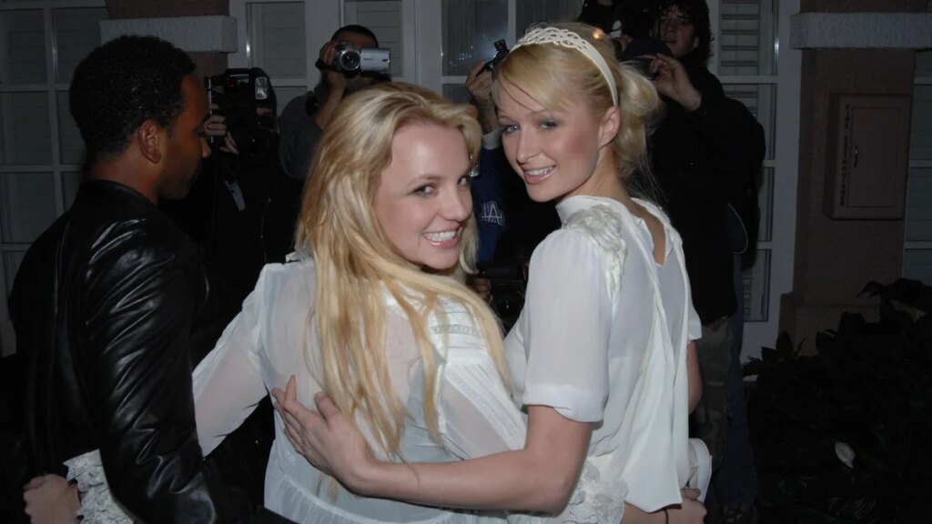Paris Hilton saluda dulcemente a Britney Spears en el Mundial 2026