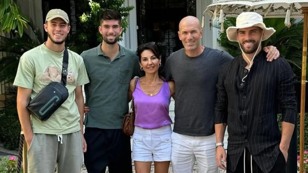 Zinedine Zidane cumple 54 años rodeado de la familia y del Mundial