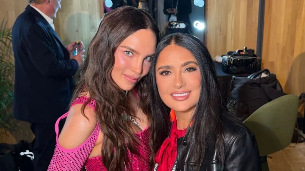 Salma Hayek envía a Belinda al escenario de la ceremonia inaugural del Mundial Belinda