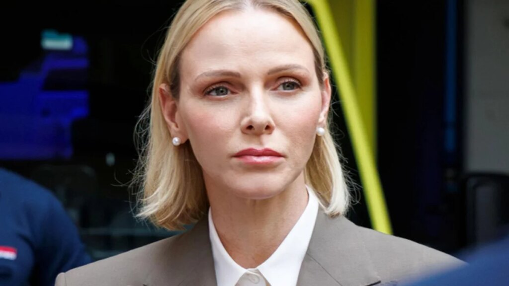 La princesa Charlene viste un elegante traje de poder mientras se une al Príncipe Alberto para una visita de emergencia