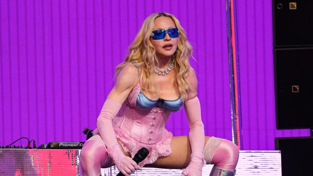 Madonna sorprende a sus fans con un atrevido truco escénico en un concierto sorpresa del Orgullo en Times Square