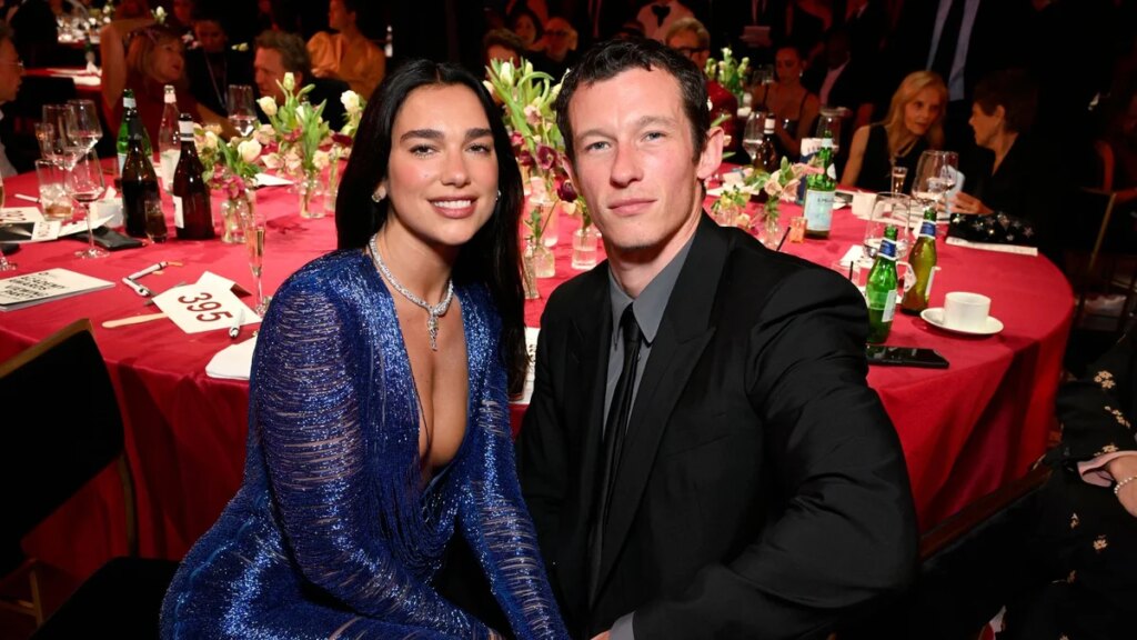 Dua Lipa revive el famoso momento de moda nupcial de 1971 de Bianca Jagger en su boda