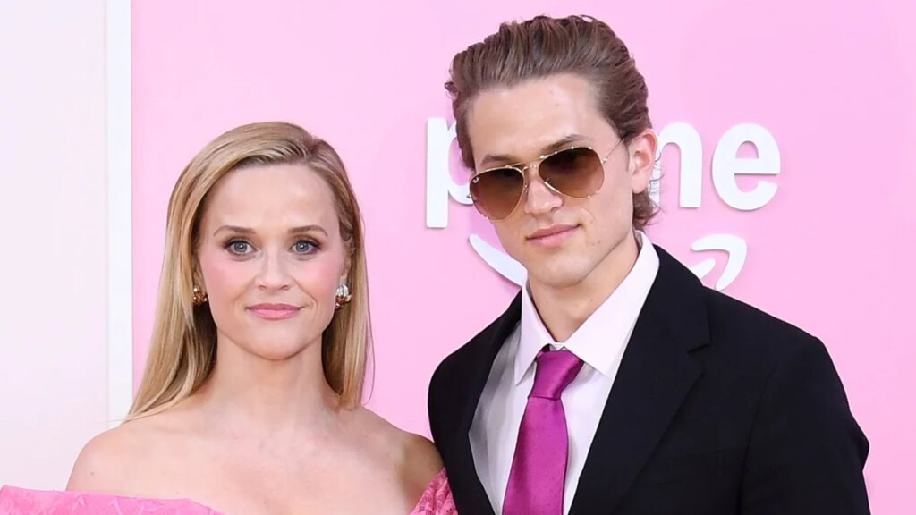 Reese Witherspoon y su hijo Deacon se hacen eco de la mirada de Ryan Phillippe en el estreno de ‘Elle’: un momento generacional