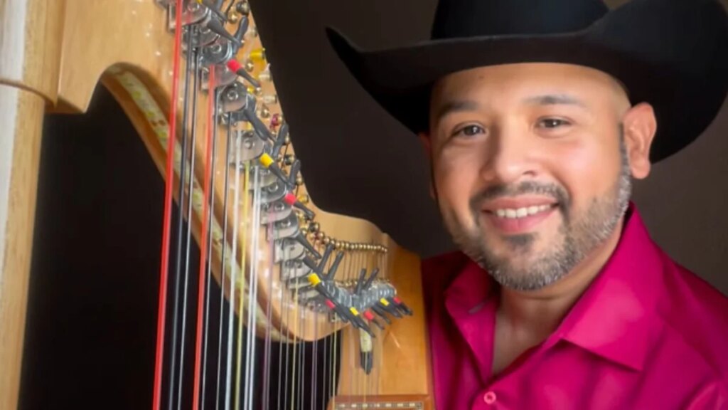 El arpista Alex Martínez llevará la cultura venezolana al escenario de la Copa Mundial de la FIFA 2026