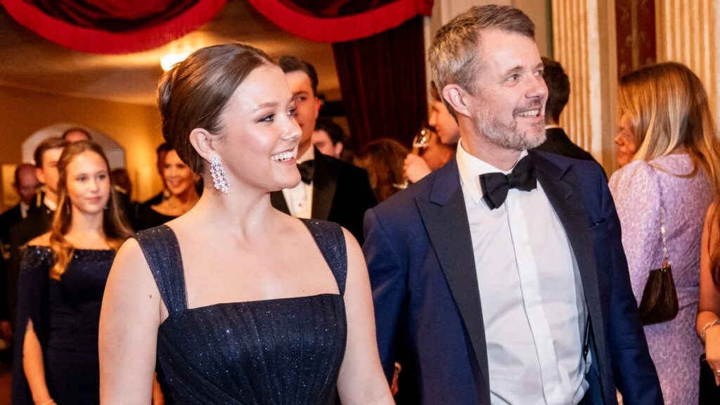 El rey Federico se emociona mientras la princesa Isabel se prepara para graduarse: “Pronto será su turno”