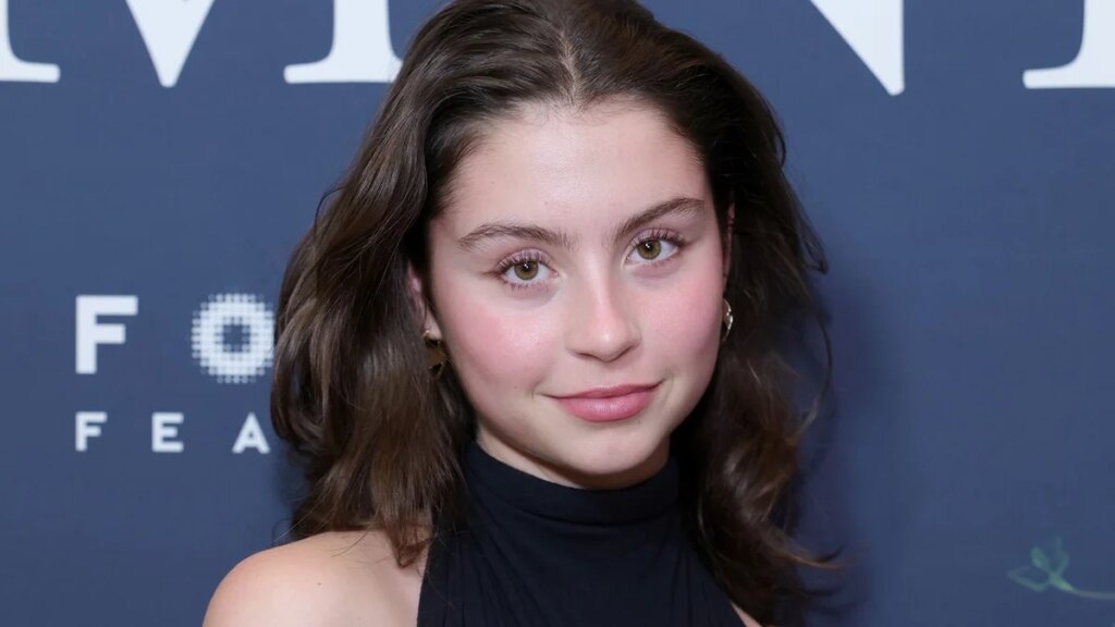 Carys, la hija de Catherine Zeta-Jones, debuta en el escenario de Nueva York: el parecido entre las dos es asombroso