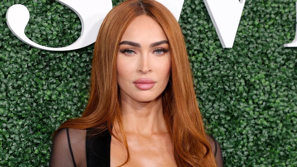 Megan Fox se transforma en un sexy ángel gótico en su última sesión de fotos