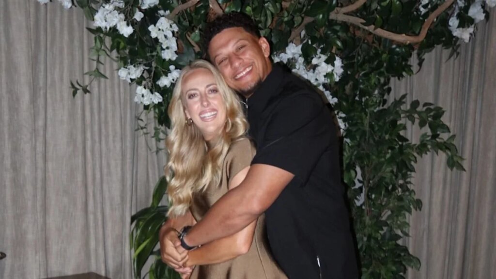 Patrick Mahomes muestra su apariencia con su esposa Brittany para la boda de Taylor y Travis