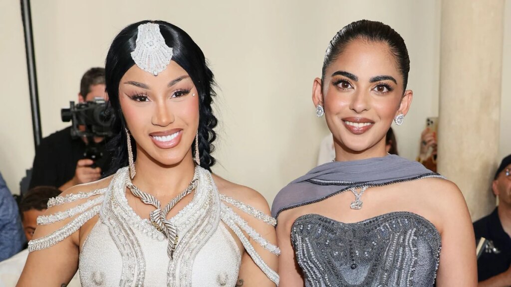 Cardi B acaba con las especulaciones que afirmaban que tenía envidia del ultra raro Hermès Birkin Sac Bijou de Isha Ambani.