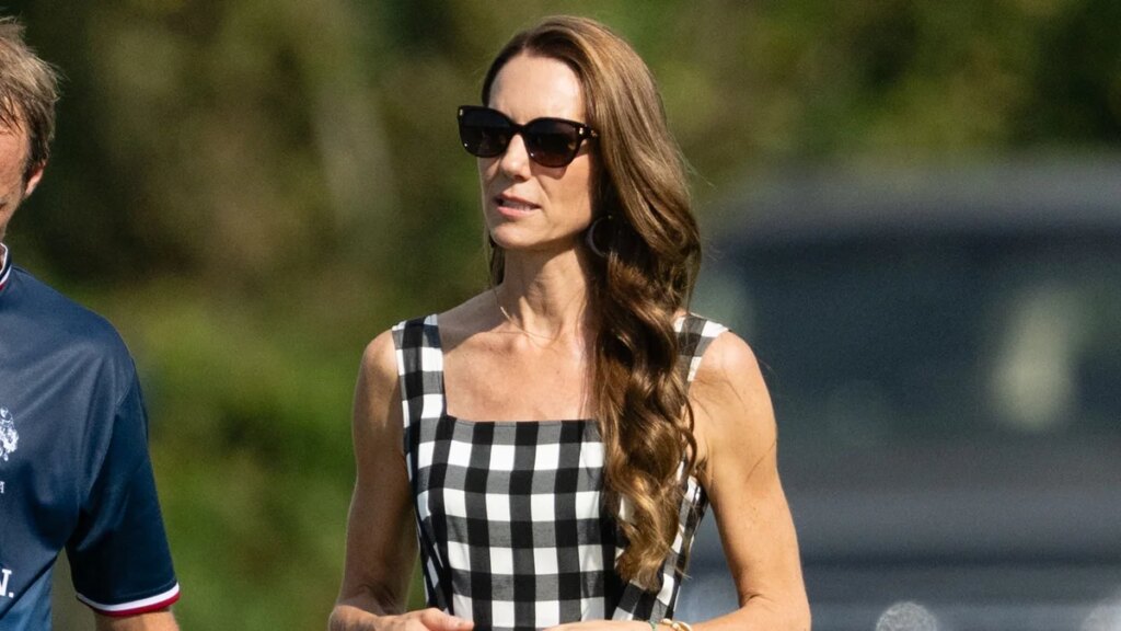 Kate Middleton revive el icónico estilo a cuadros de la princesa Diana en el Royal Charity Polo