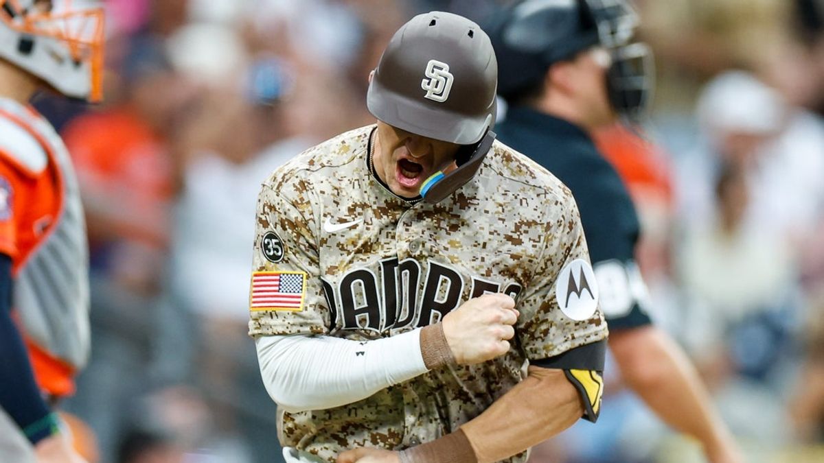 Los Padres, inmersos en la lucha por el comodín de la Liga Nacional, se enfrentan al desafío de los Cerveceros, el mejor equipo de la MLB.