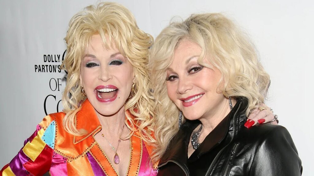 La hermana de Dolly Parton revela que estaba dispuesta a probar medicamentos experimentales para ayudar a otros