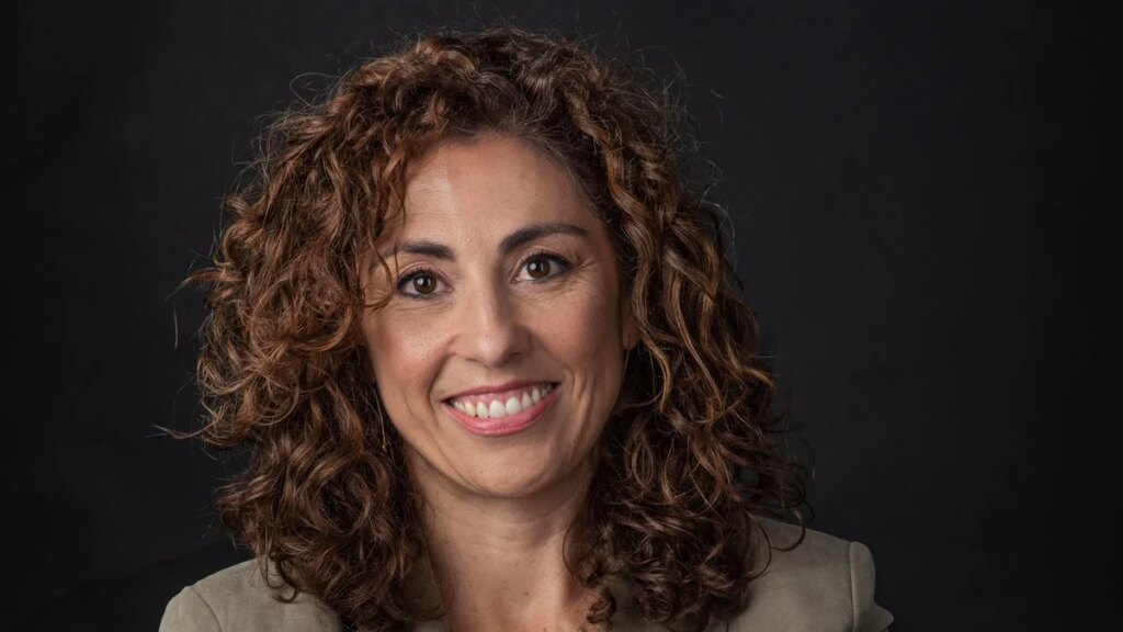 Raquel Huéscar, psicóloga perinatal: “El anhelo de tener un hijo permite imaginar un futuro todavía inexistente y proyectarse en la experiencia de cuidar a alguien”