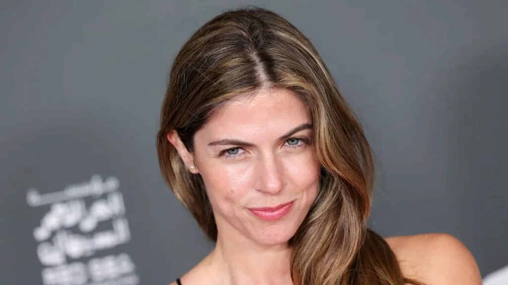 Stephanie Cayo pone un alto al acoso y aclara los rumores de embarazo