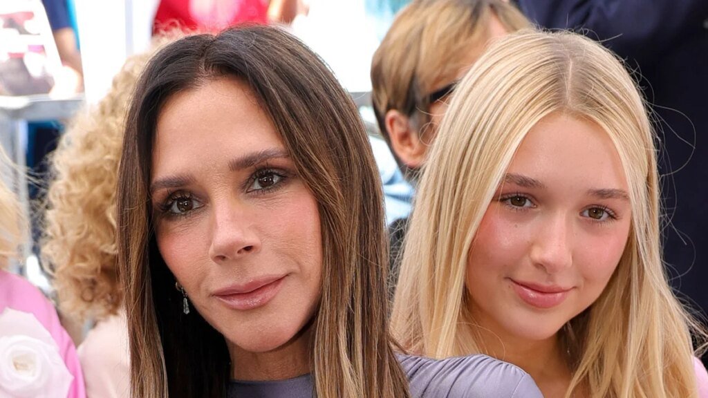 Victoria Beckham comparte un vistazo poco común de la cuenta privada de Instagram de Harper