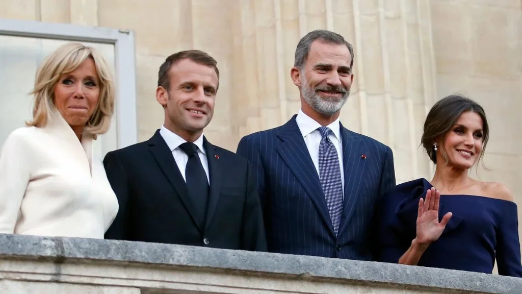 Felipe VI y la reina Letizia preparan su gran noche francesa: así será la visita de Estado de Macron y Brigitte a España