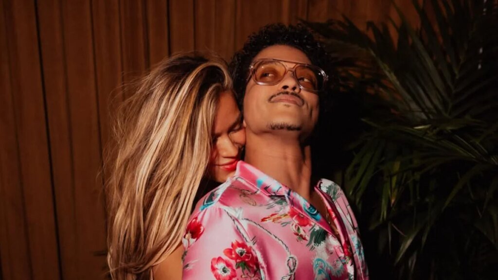 Bruno Mars compite con Drake por Karol G: el cantante promete recuperar a su ‘crush latina’