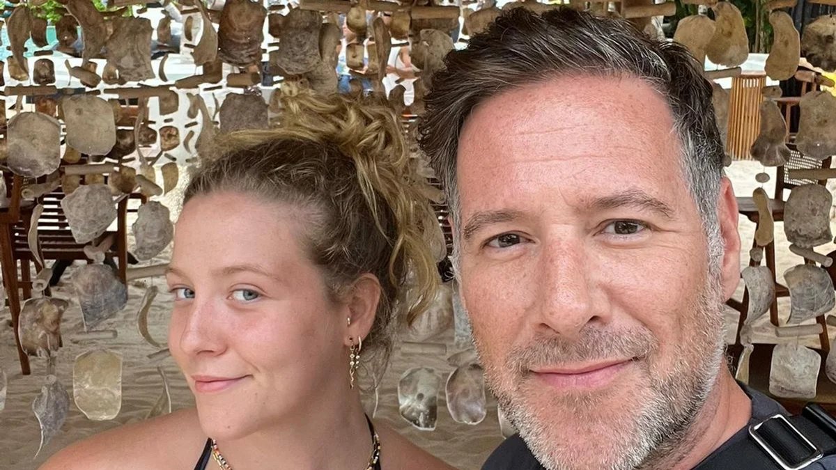 Carlos Latre y su hija Candela, unidos en África: así ha sido su viaje tras la separación del humorista Carlos Latre y su hija Candela, unidos en África: así ha sido su viaje tras la separación del humorista