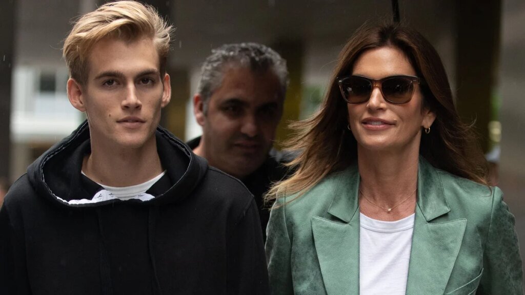 Se investiga la causa de la muerte de Presley Gerber, hijo de Cindy Crawford: una aparente sobredosis y paro cardíaco