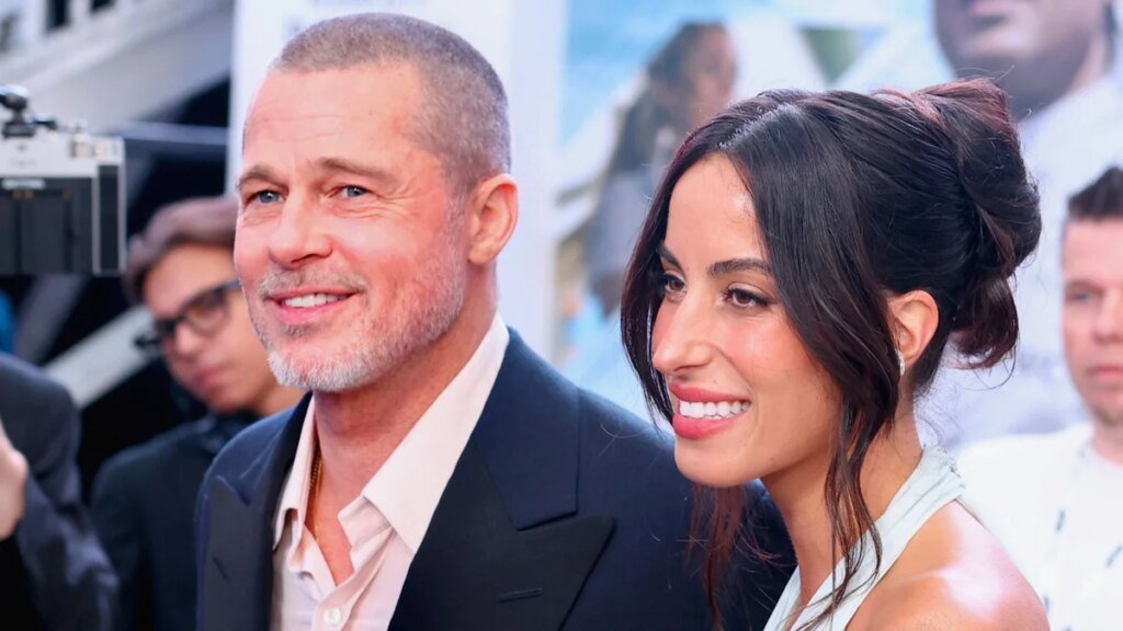 Brad Pitt e Inés de Ramón acuden por sorpresa a un bautizo en la Iglesia de Santa Bárbara en Madrid