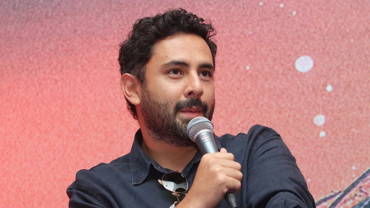 Jonathan Meléndez, integrante de Camilo Séptimo, es asesinado junto a su familia en el Estado de México Jonathan Meléndez, integrante de Camilo Séptimo, es asesinado junto a su familia en el Estado de México