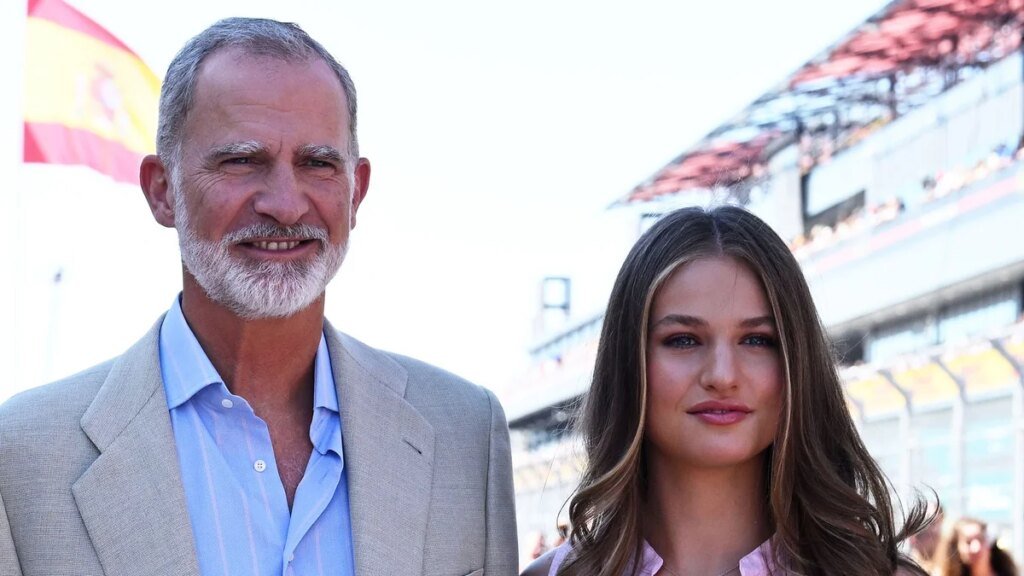 El Rey Felipe VI habla como un padre orgulloso del inicio universitario de la Princesa Leonor