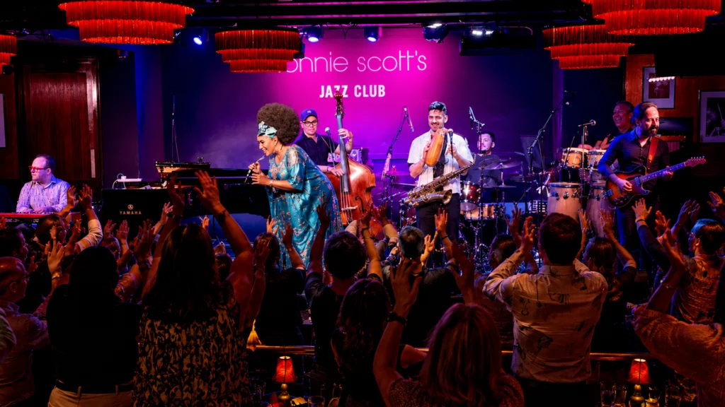 Aymée Nuviola lleva su legado cubano al legendario Ronnie Scott’s Jazz Club de Londres